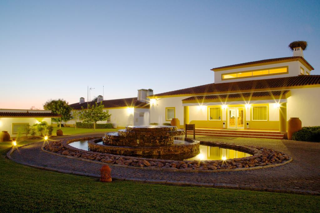 Vila Gale Alentejo Vineyard - Clube De Campo ألبيرونا المظهر الخارجي الصورة