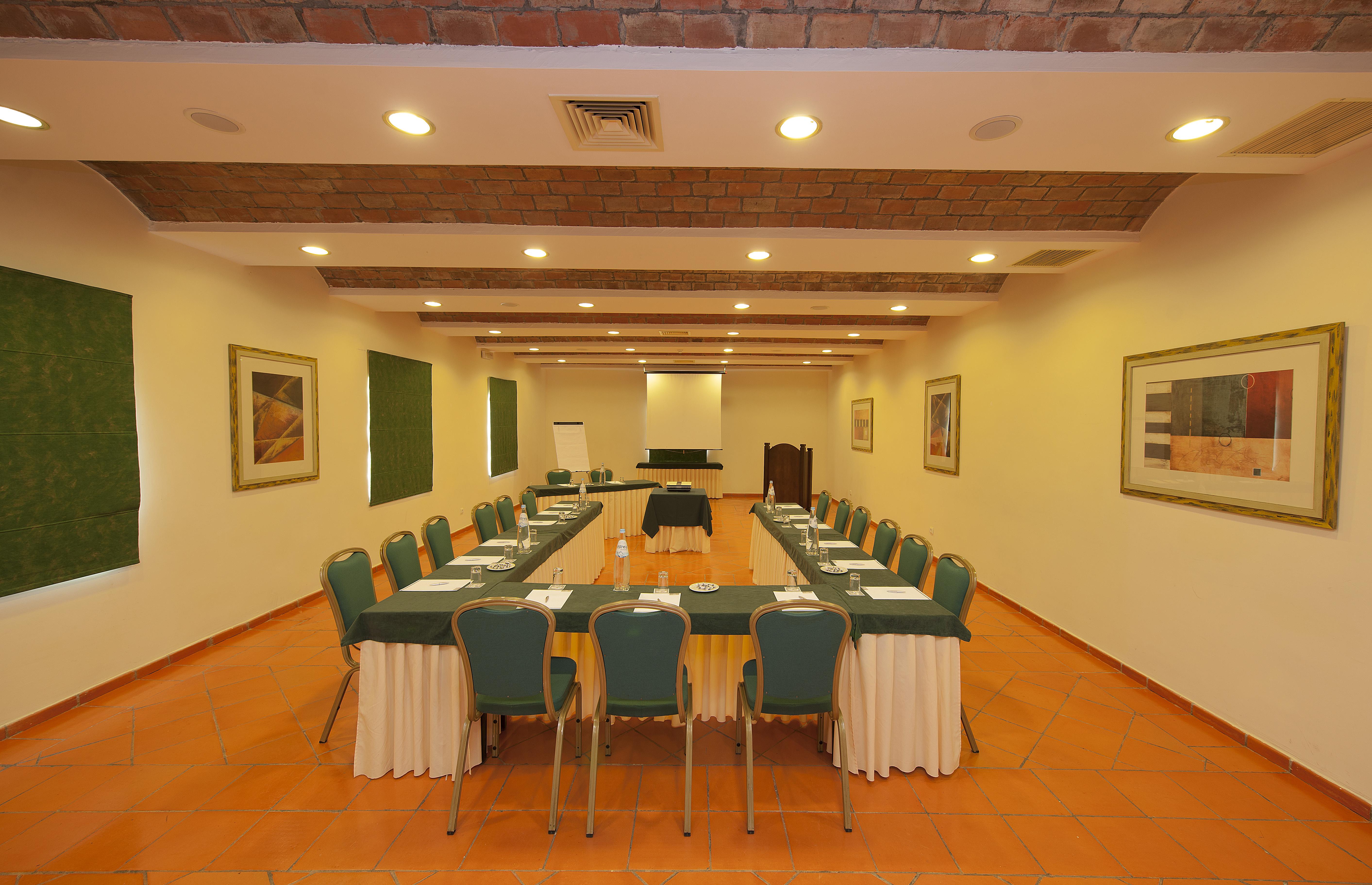 Vila Gale Alentejo Vineyard - Clube De Campo ألبيرونا المظهر الخارجي الصورة