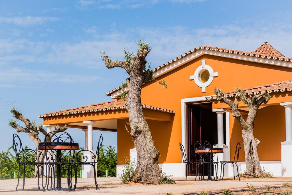 Vila Gale Alentejo Vineyard - Clube De Campo ألبيرونا المظهر الخارجي الصورة