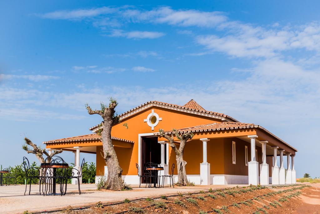 Vila Gale Alentejo Vineyard - Clube De Campo ألبيرونا المظهر الخارجي الصورة